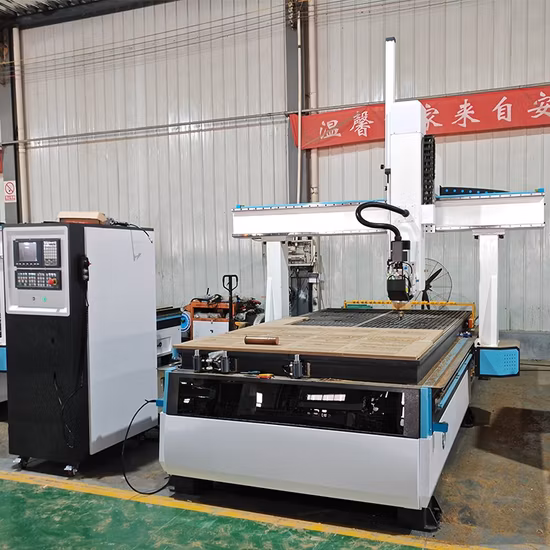 Routeur CNC 5 axes Atc pour l'équipement de fabrication de moules en bois